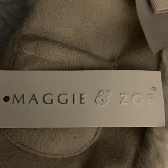 NWT Maggie & Zoe three piece suede vest with bow, Jeans and long sleeve T-shirt - Picture 11 of 11